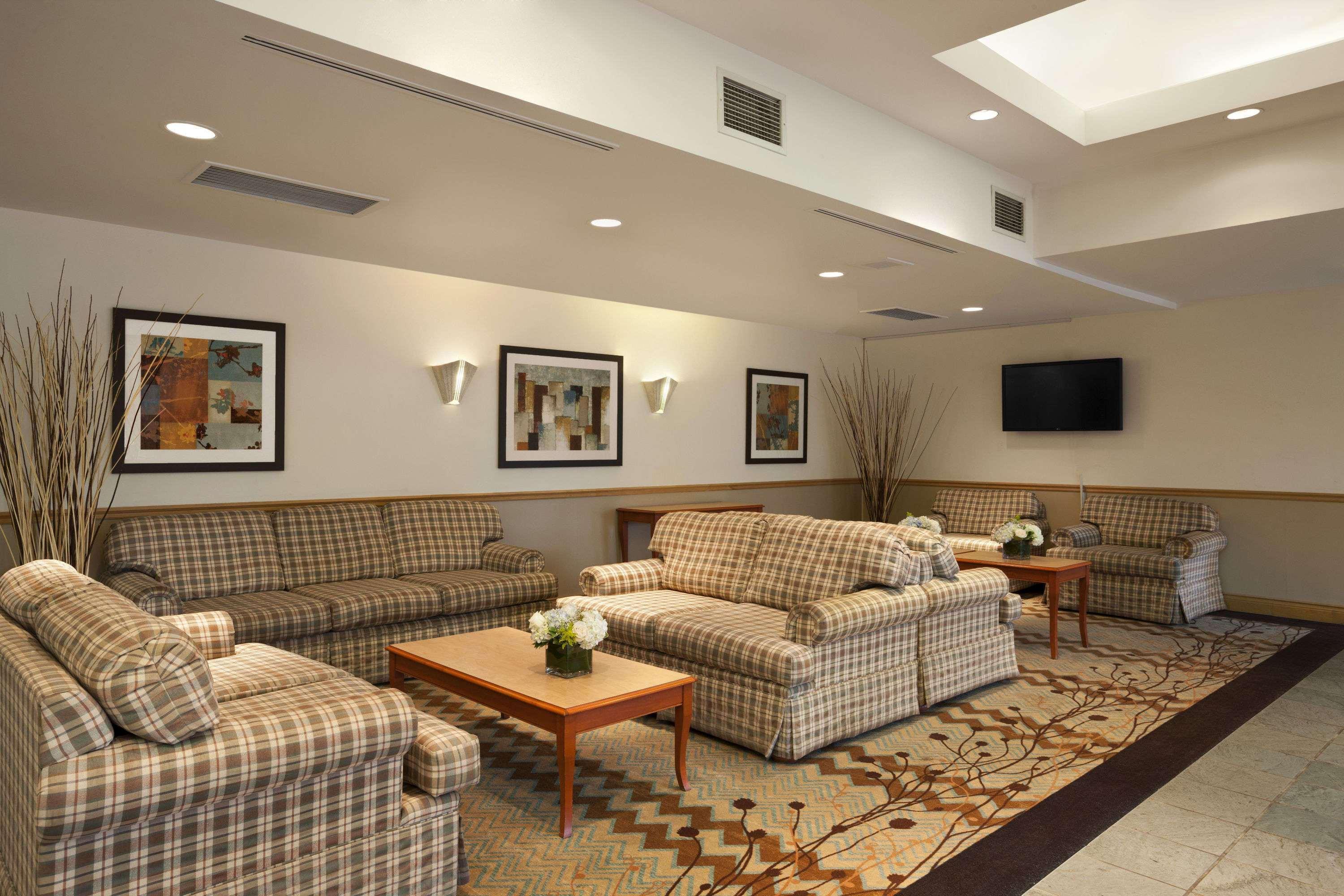 Travelodge By Wyndham Ottawa West Luaran gambar