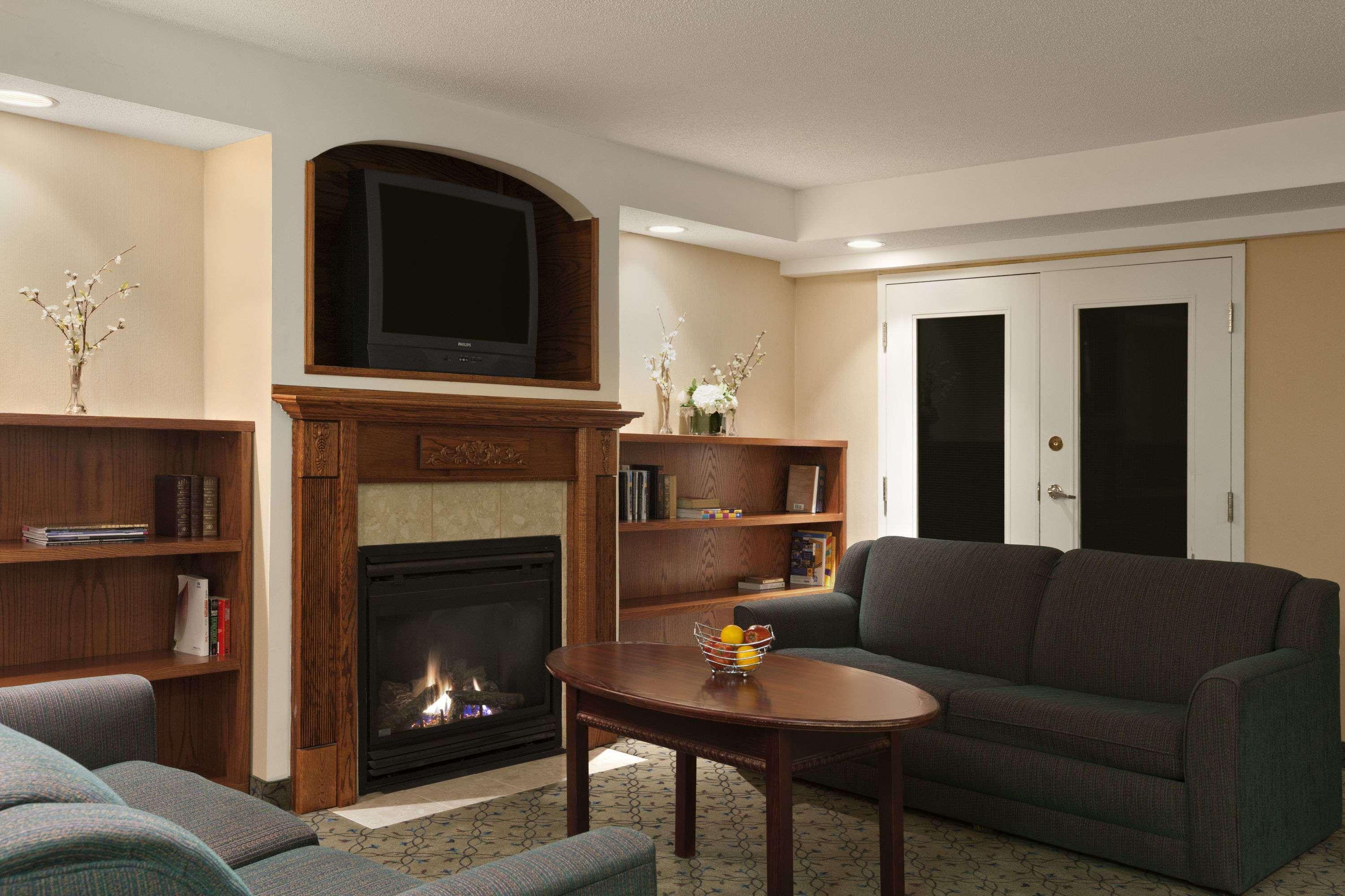 Travelodge By Wyndham Ottawa West Luaran gambar