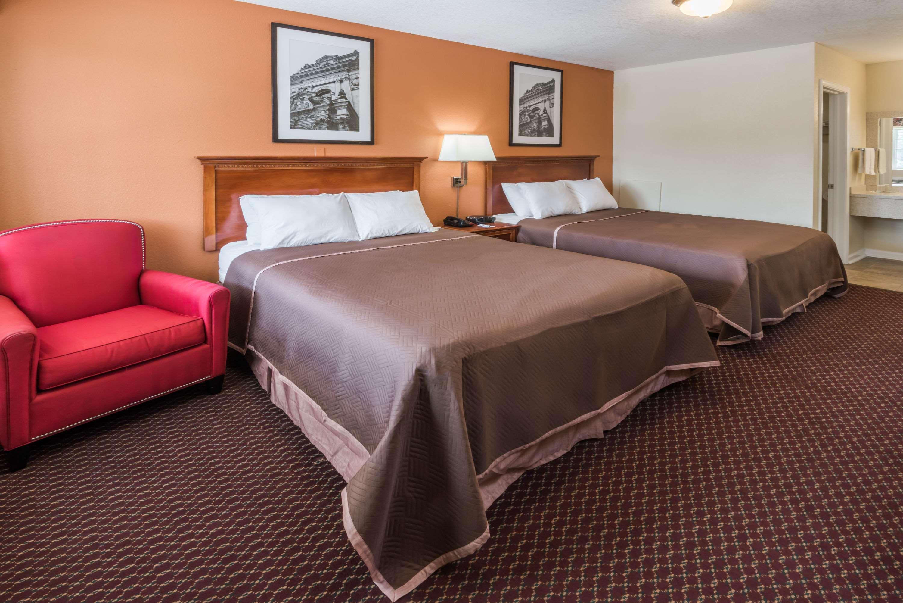Travelodge By Wyndham Ottawa West Luaran gambar