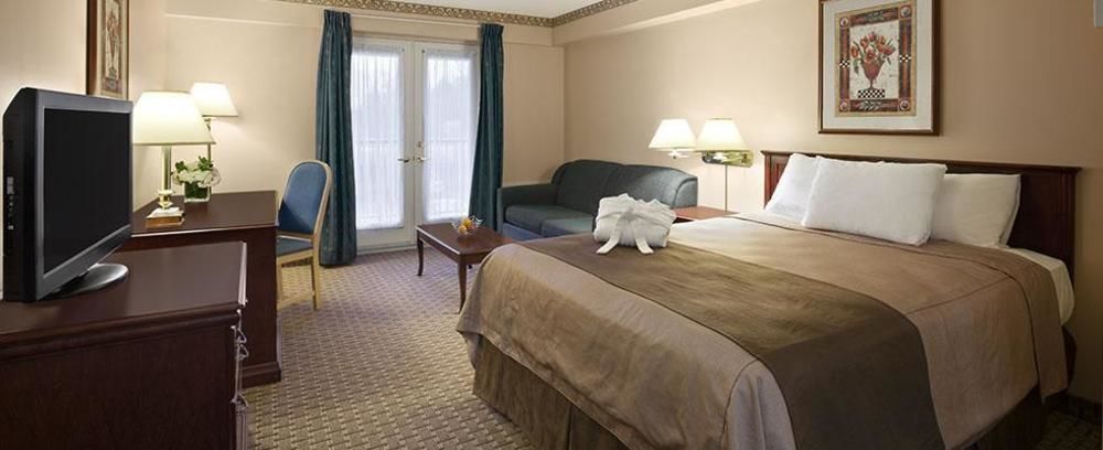 Travelodge By Wyndham Ottawa West Luaran gambar