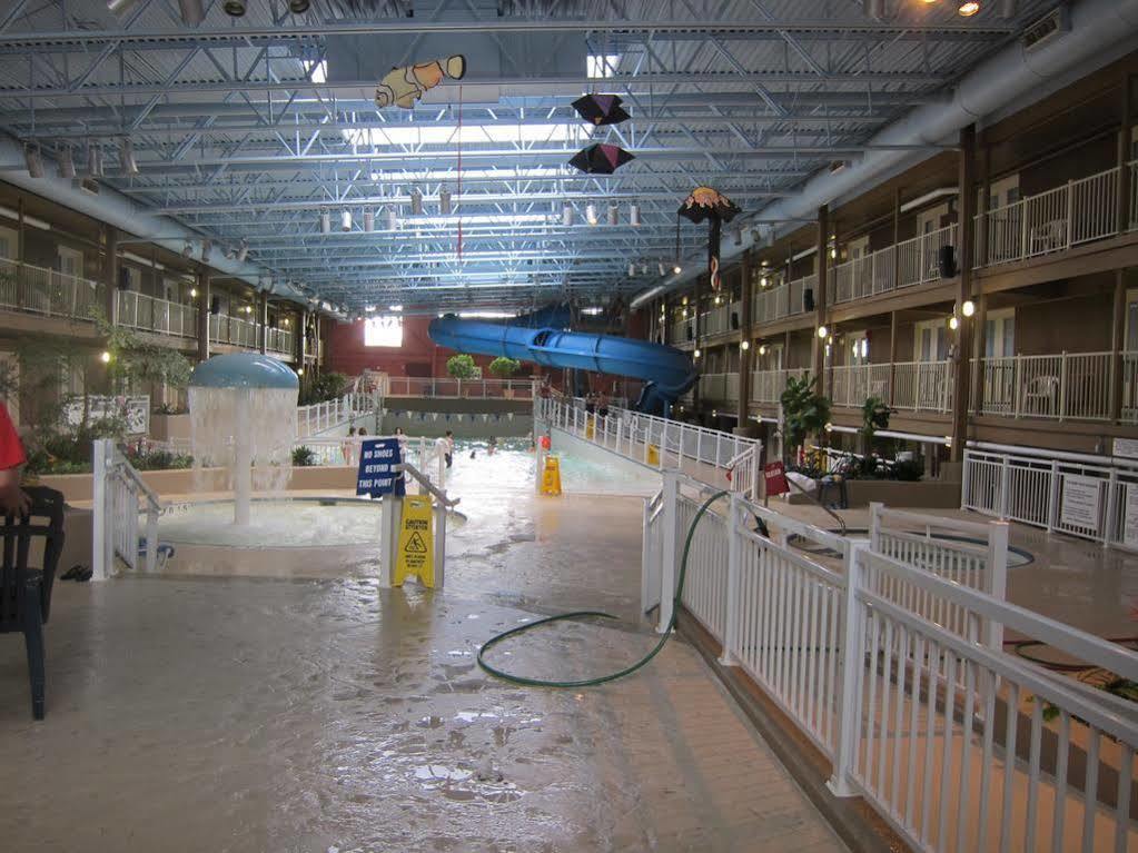 Travelodge By Wyndham Ottawa West Luaran gambar