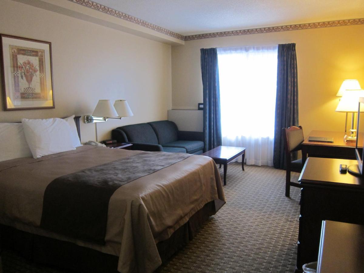 Travelodge By Wyndham Ottawa West Bilik gambar